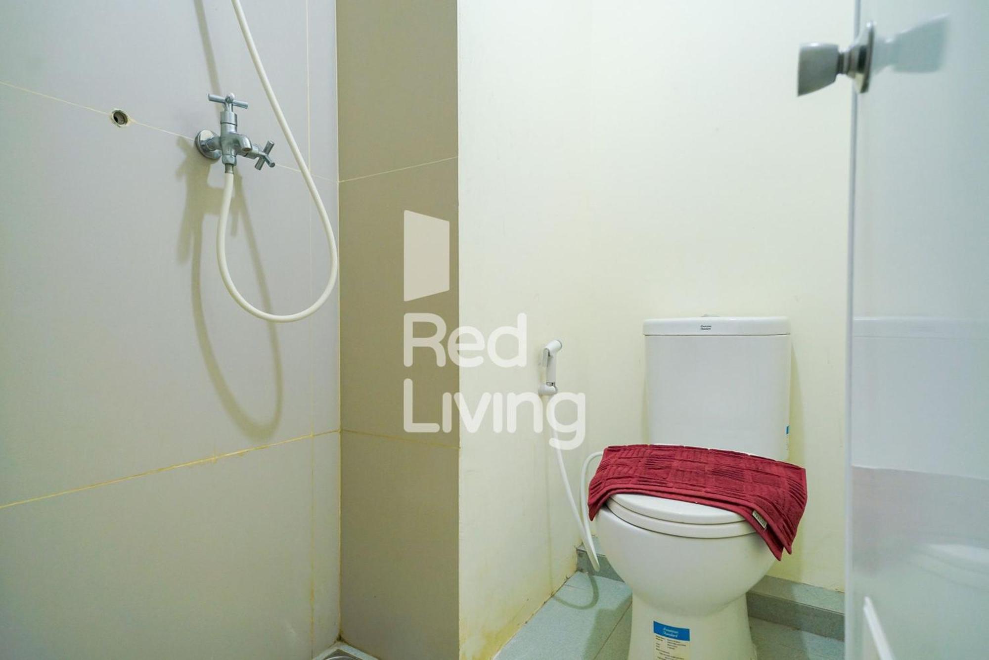 Redliving Apartemen Bogorienze Resort - Skyland Tower A Room photo